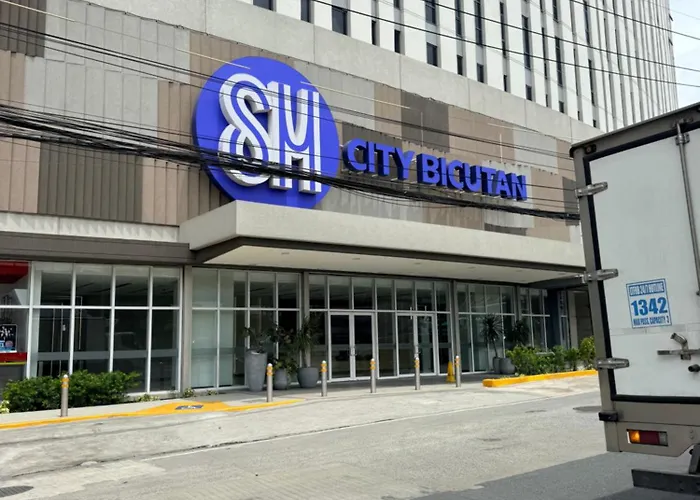 Azure Beachview Near Naia Airport Manila